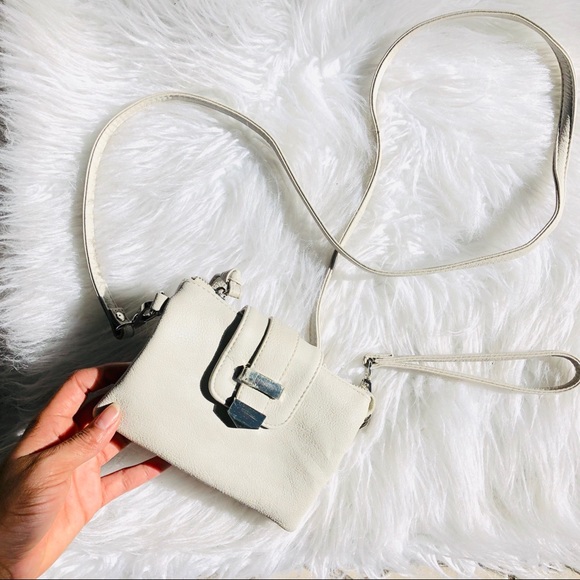 Charming Charlie Handbags - Charming Charlie crossbody Purse